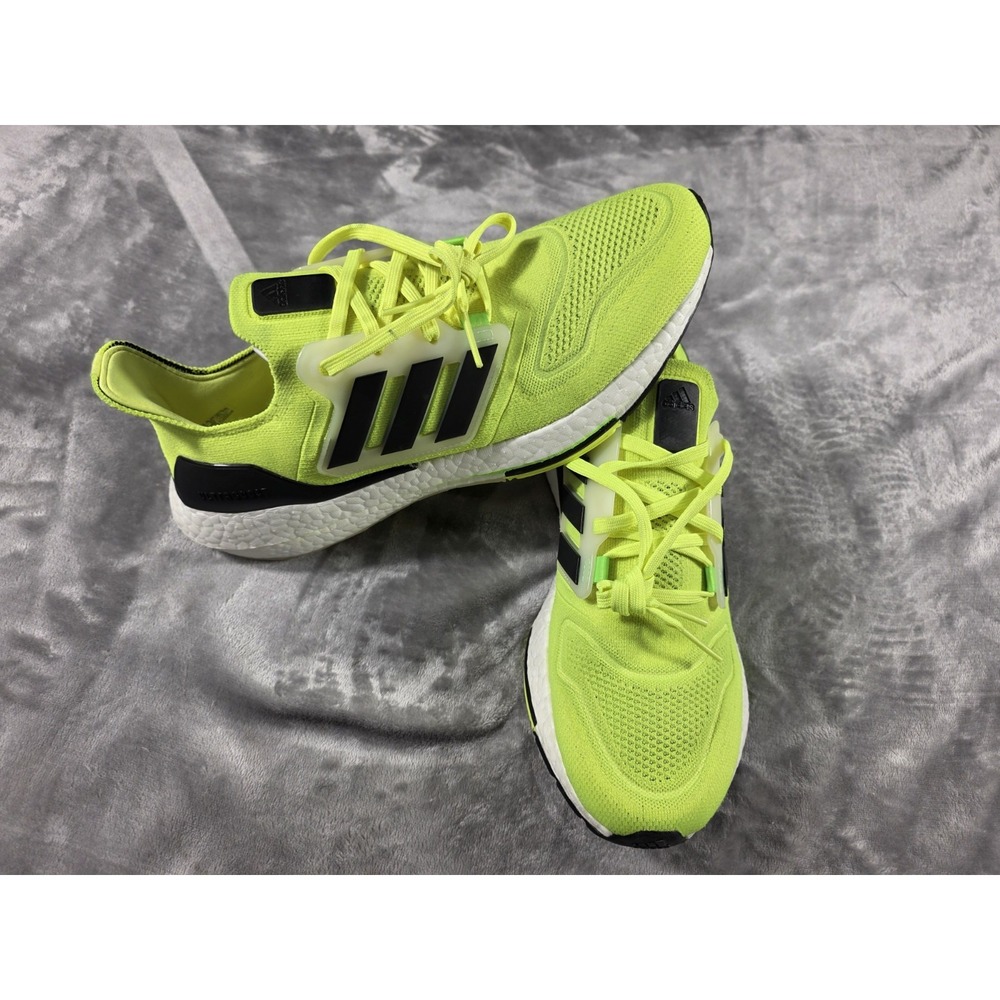 Adidas UltraBoost 22 Men's US 10 Solar Yellow Shoes Athletic Sneakers‎ GX6639